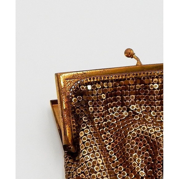 Whiting And Davis Coin Purse Women 2684 Gold Mesh Made in USA 3 x 4 Vintage - Picture 7 of 9